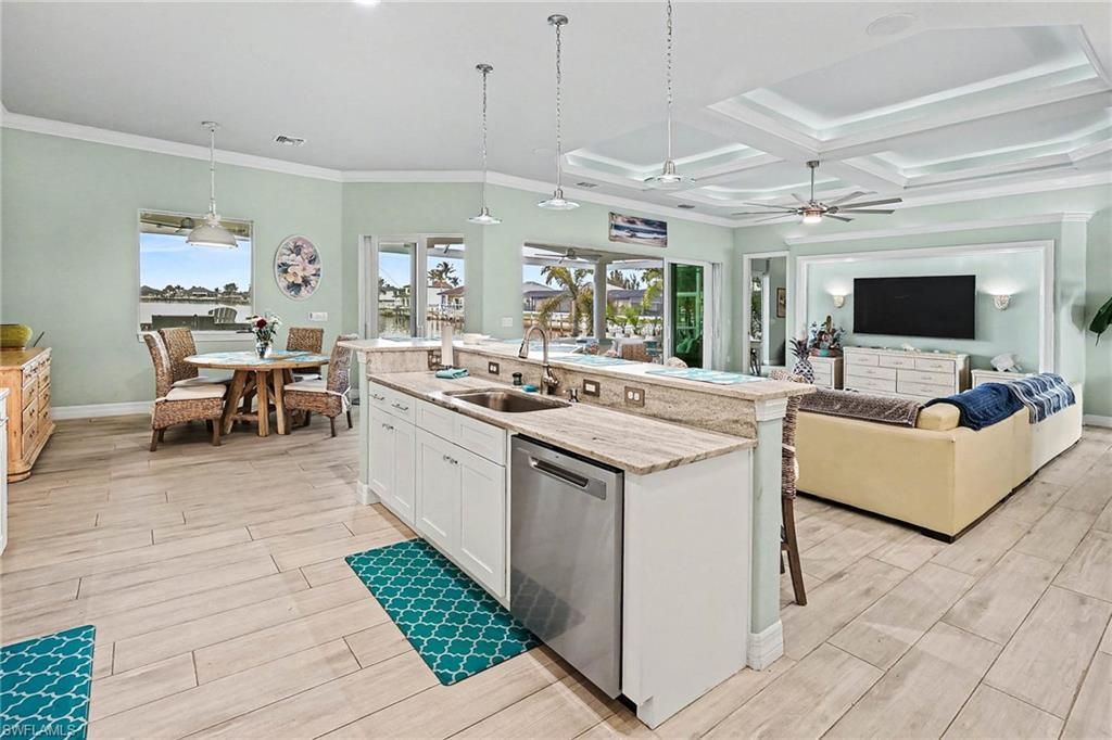 4227 NW 28th St, Cape Coral, FL 33993 Photo