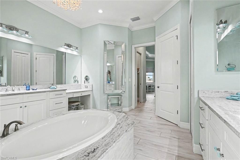 4227 NW 28th St, Cape Coral, FL 33993 Photo