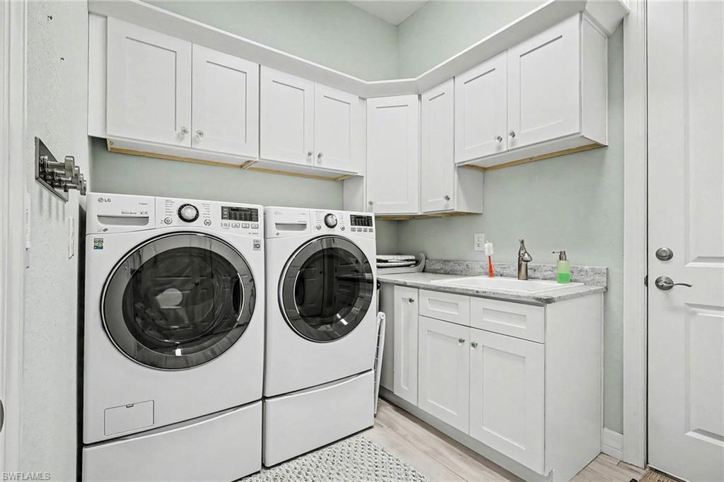 4227 NW 28th St, Cape Coral, FL 33993 Photo