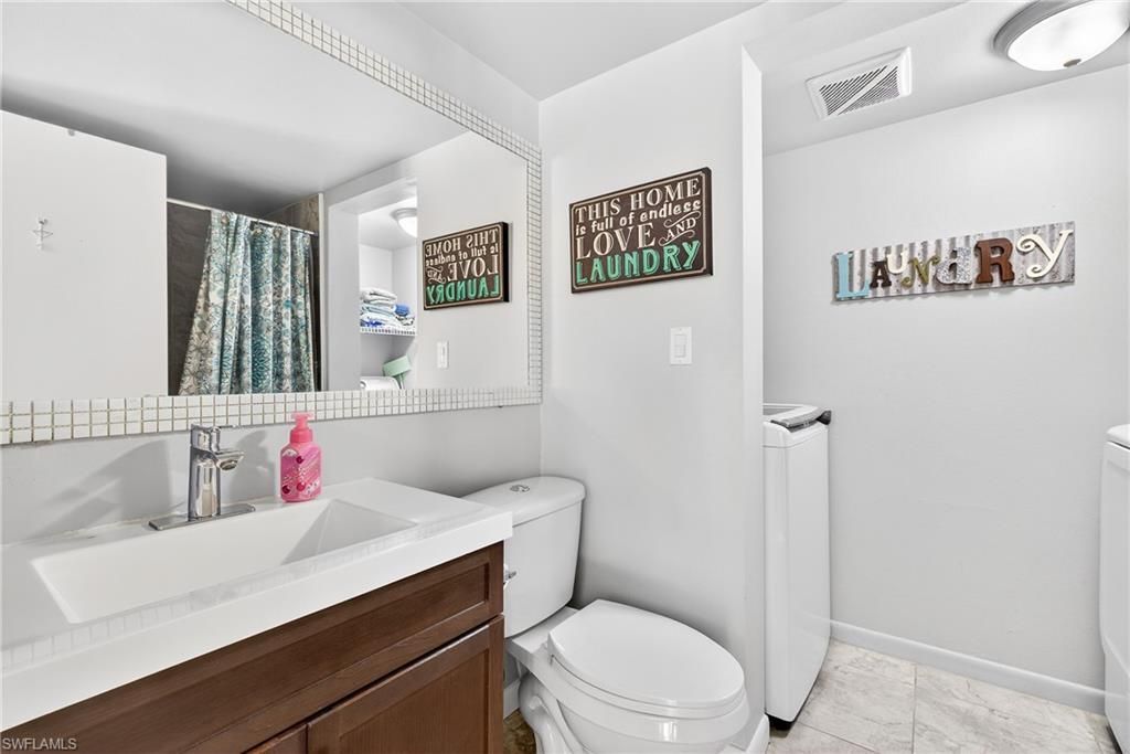 5210 Cedarbend Dr, Unit 4, Fort Myers, FL 33919 Photo