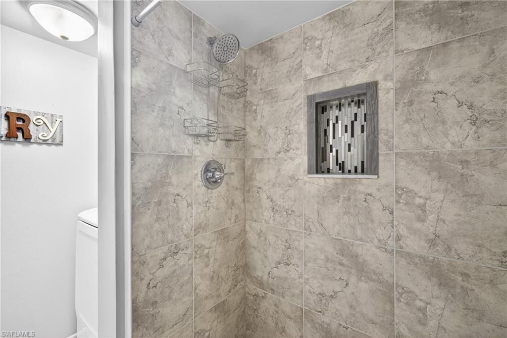 5210 Cedarbend Dr, Unit 4, Fort Myers, FL 33919 Photo