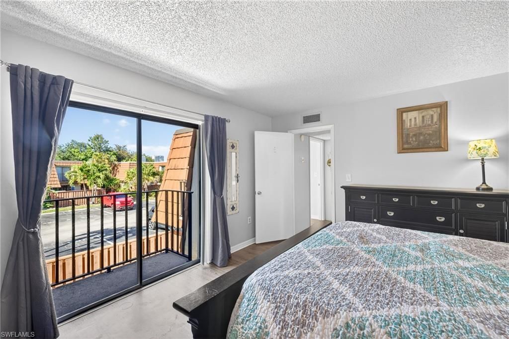 5210 Cedarbend Dr, Unit 4, Fort Myers, FL 33919 Photo