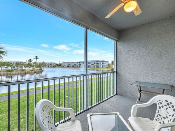 16595 Lake Circle DR, Unit 224, FORT MYERS, FL 33908