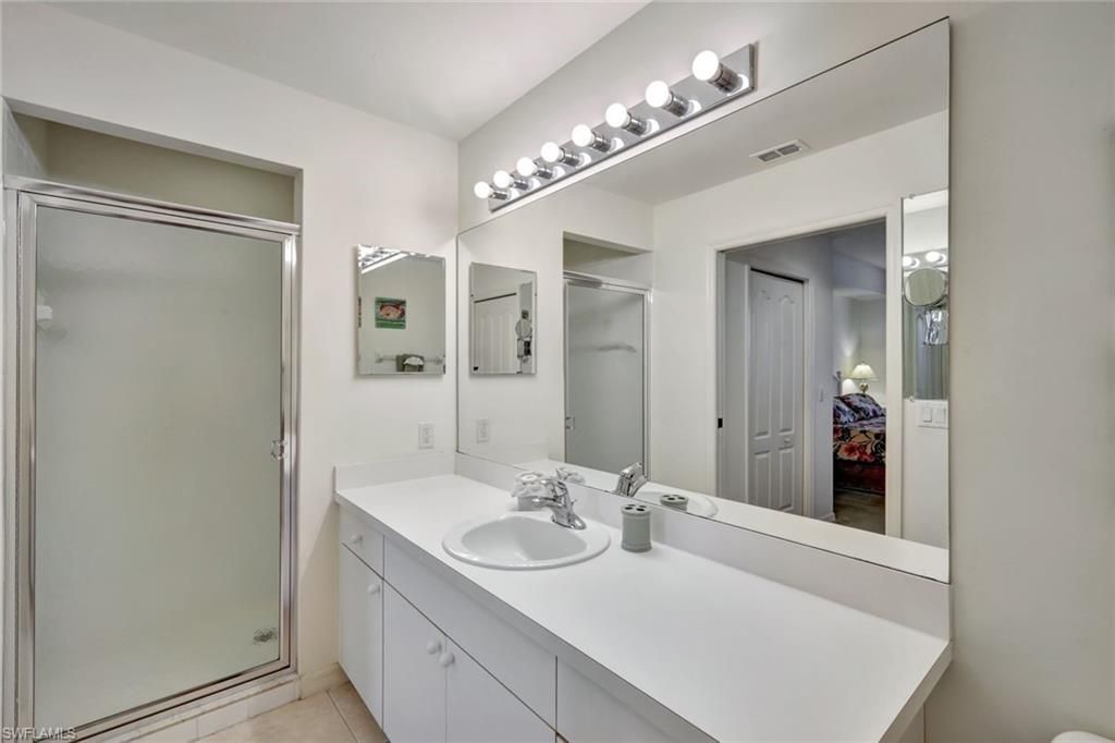 16595 Lake Circle Dr, Unit 224, Fort Myers, FL 33908 Photo