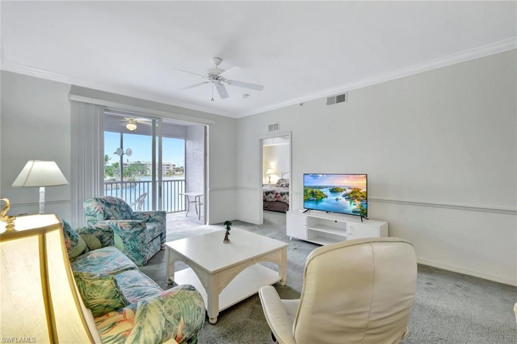 16595 Lake Circle Dr, Unit 224, Fort Myers, FL 33908 Photo