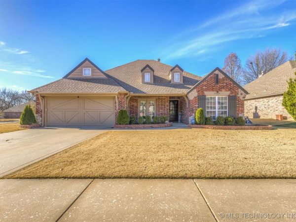 2324 S Kalanchoe Avenue, Broken Arrow, OK 74012