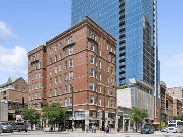 30 E Roosevelt Road, Unit 403, Chicago, IL 60605