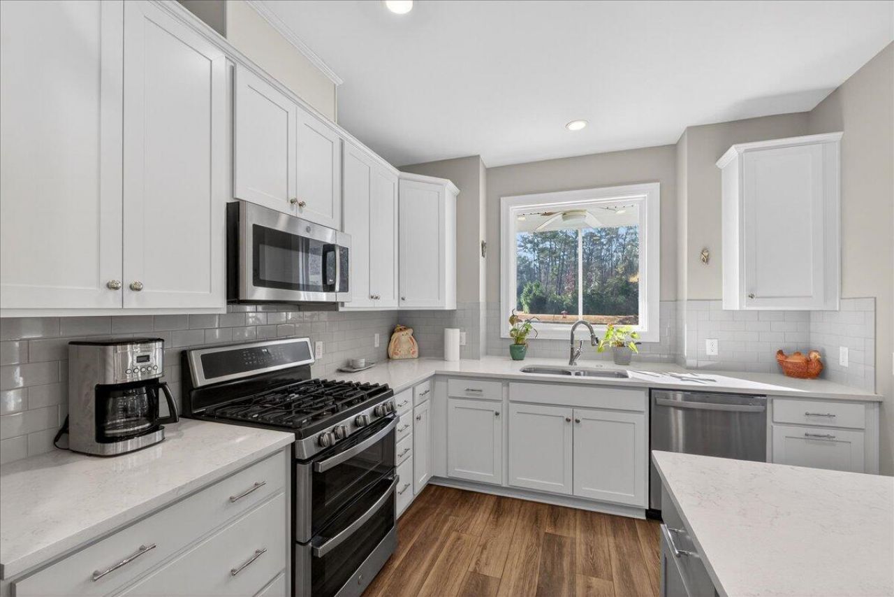 4052 Aspera Drive Photo 14