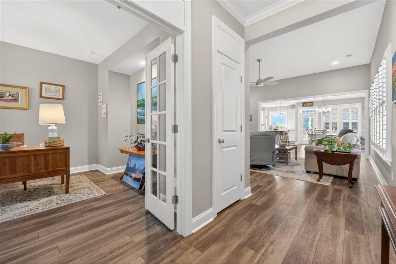 4052 Aspera Drive Photo 5