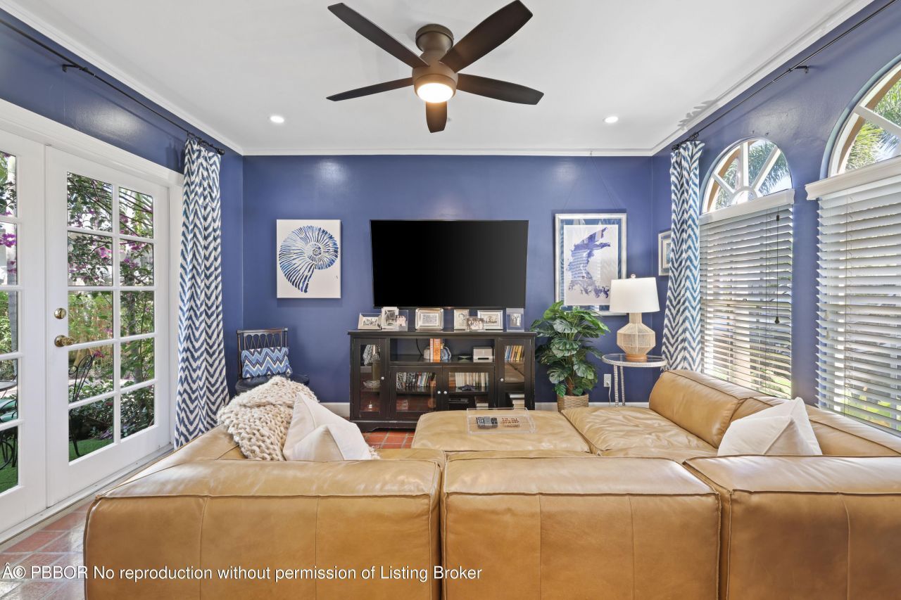 325 Greymon Drive, West Palm Beach, FL 33405 Photo