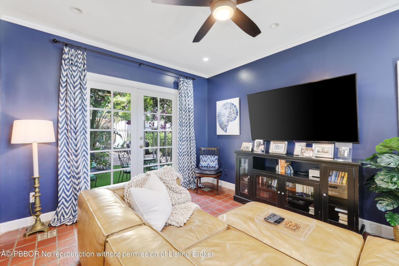 325 Greymon Drive, West Palm Beach, FL 33405 Photo