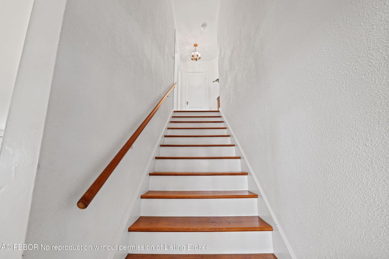 325 Greymon Drive, West Palm Beach, FL 33405 Photo