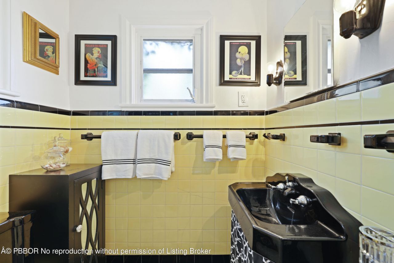 325 Greymon Drive, West Palm Beach, FL 33405 Photo