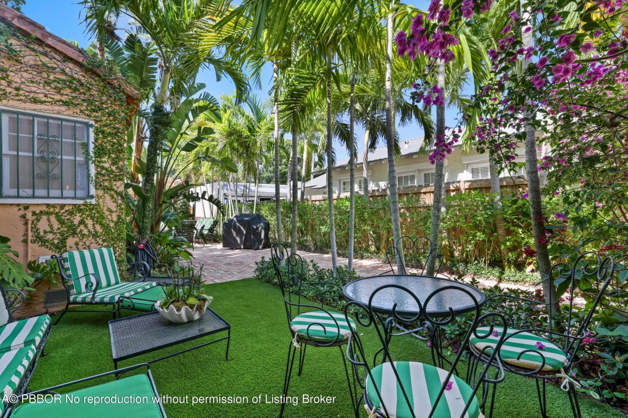 325 Greymon Drive, West Palm Beach, FL 33405 Photo