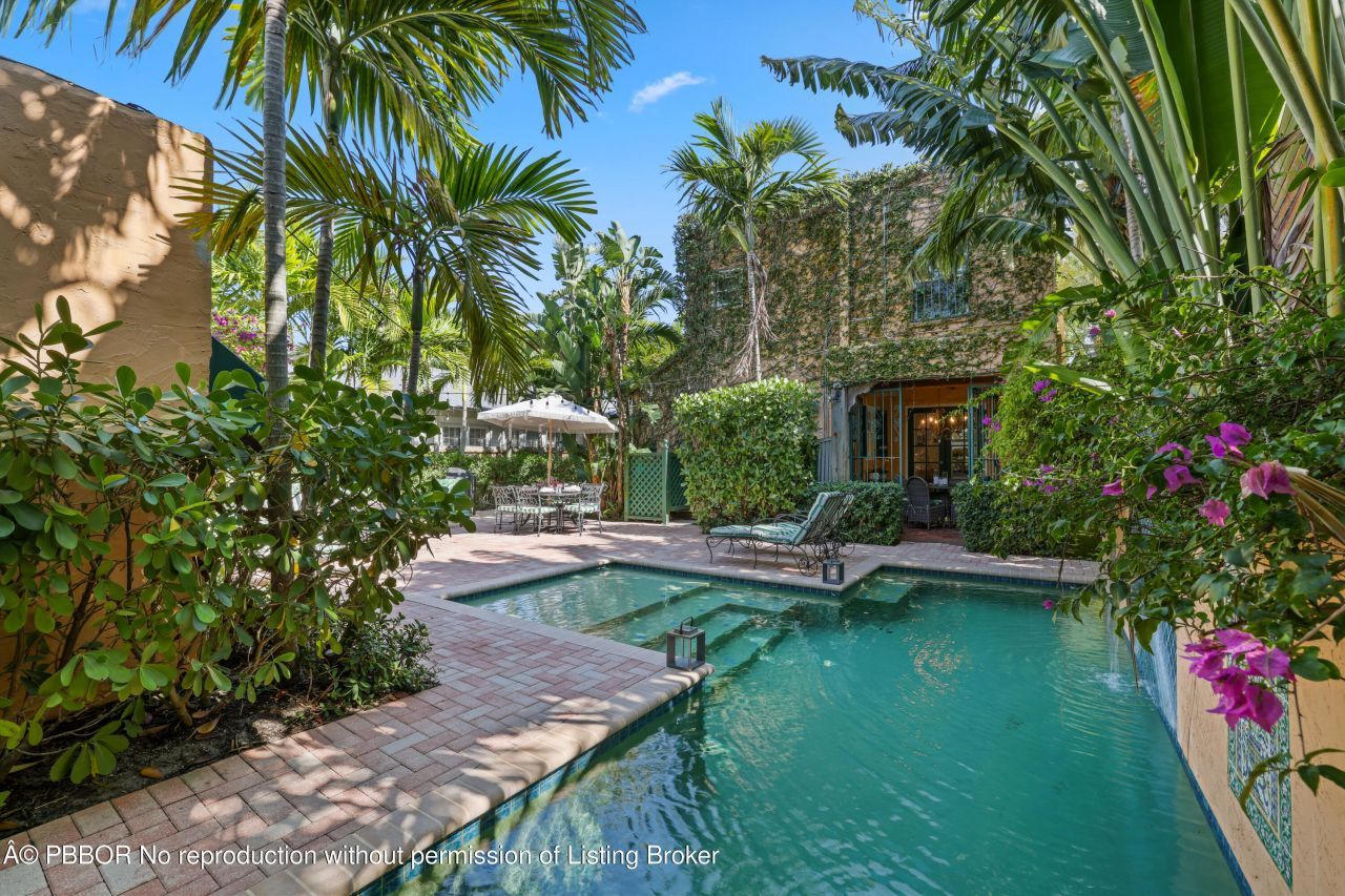 325 Greymon Drive, West Palm Beach, FL 33405 Photo