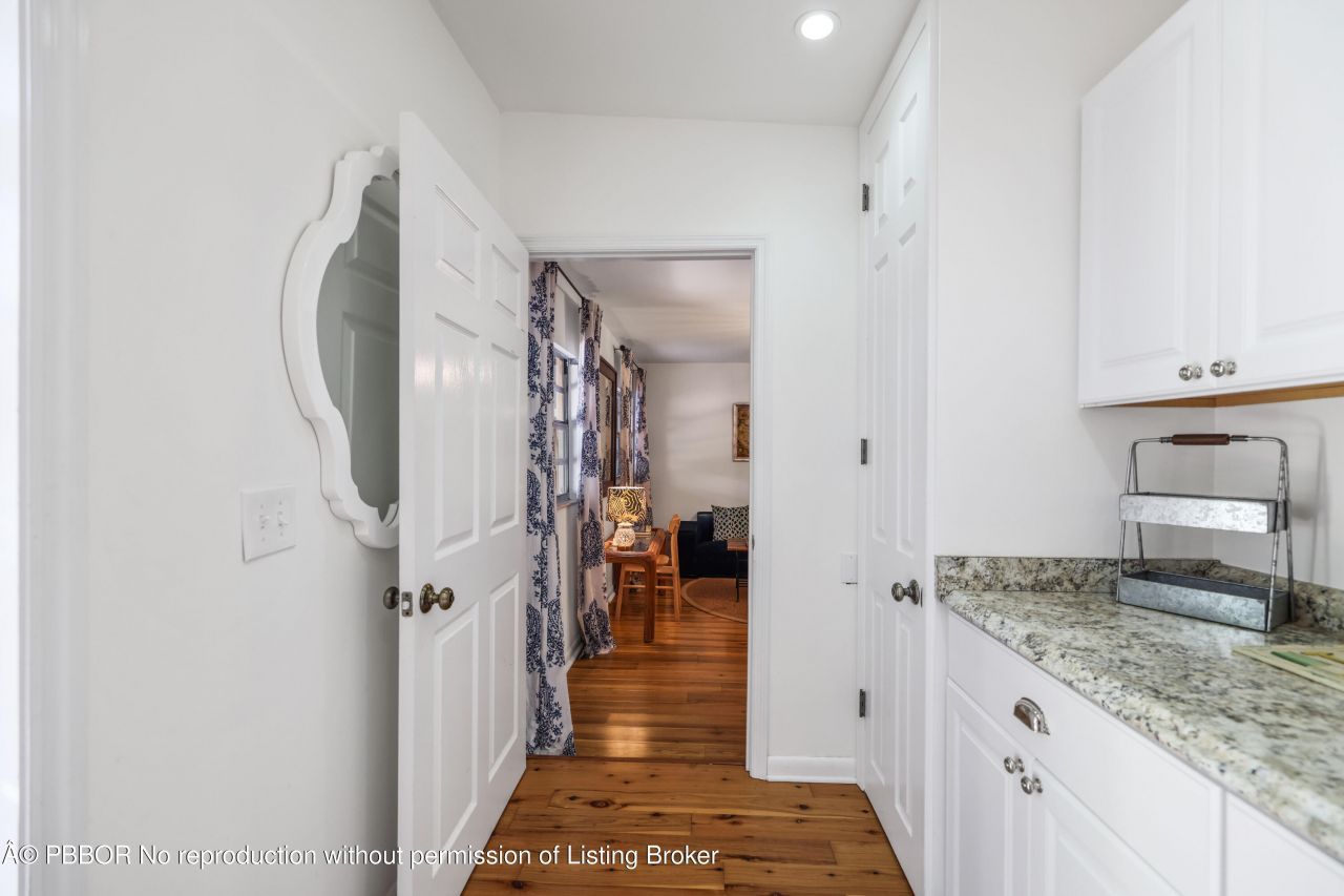 325 Greymon Drive, West Palm Beach, FL 33405 Photo