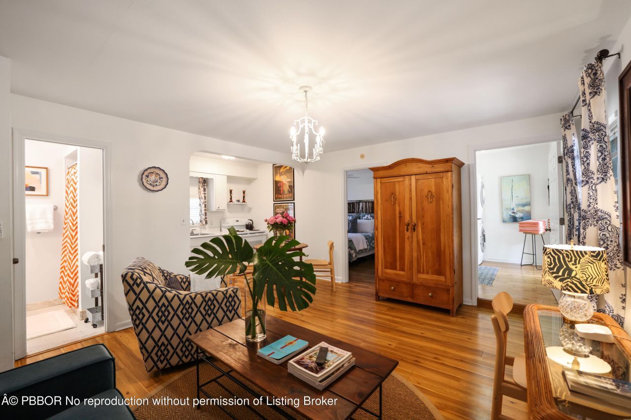 325 Greymon Drive, West Palm Beach, FL 33405 Photo