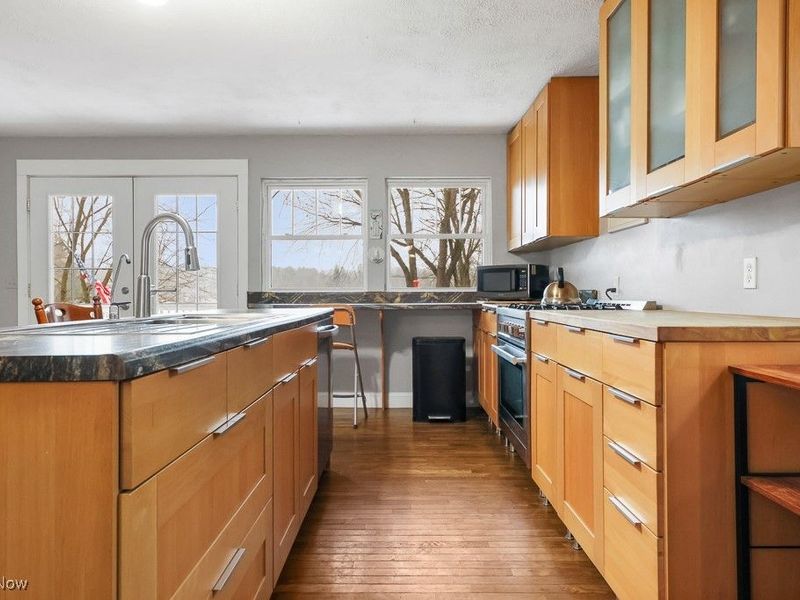 81 Cherry Drive NW, North Canton, OH 44720 Photo 12