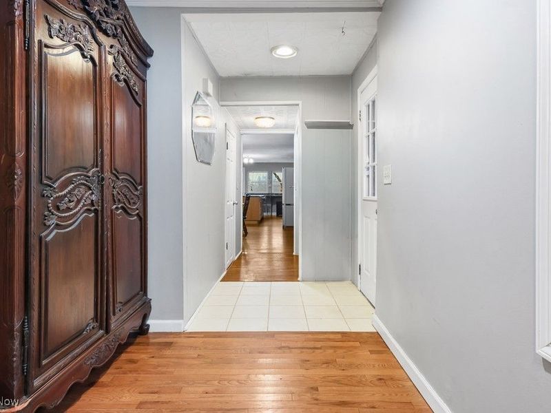 81 Cherry Drive NW, North Canton, OH 44720 Photo 6