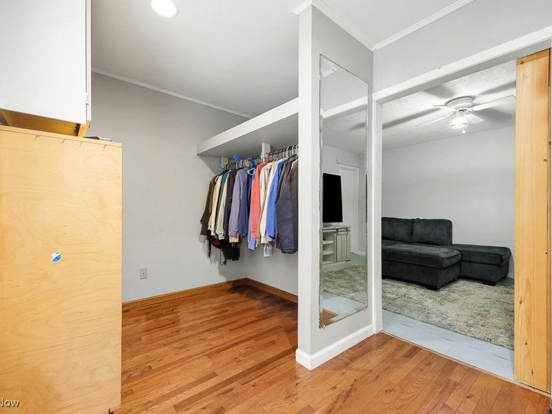 81 Cherry Drive NW, North Canton, OH 44720 Photo 7