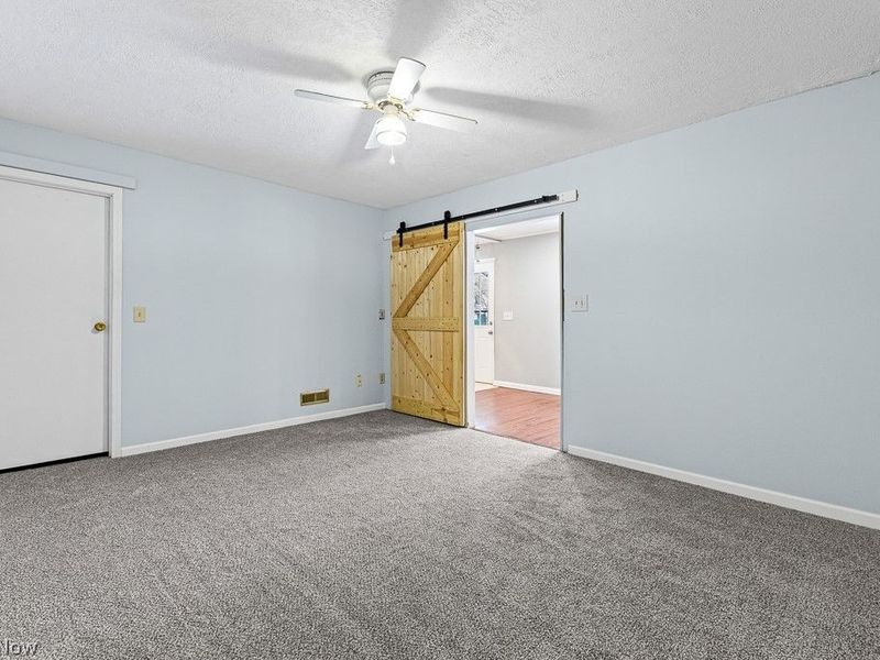 81 Cherry Drive NW, North Canton, OH 44720 Photo 9