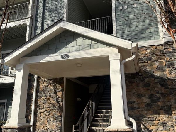 700 Vista Lake Drive, Unit 004, Candler, NC 28715