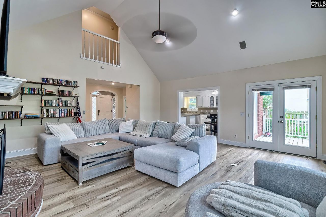 516 Hogans Run  Photo 10