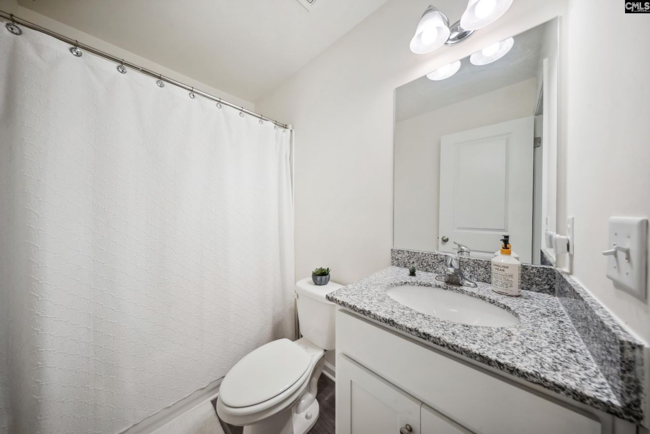 120 Heather Ridge Drive  Photo 16