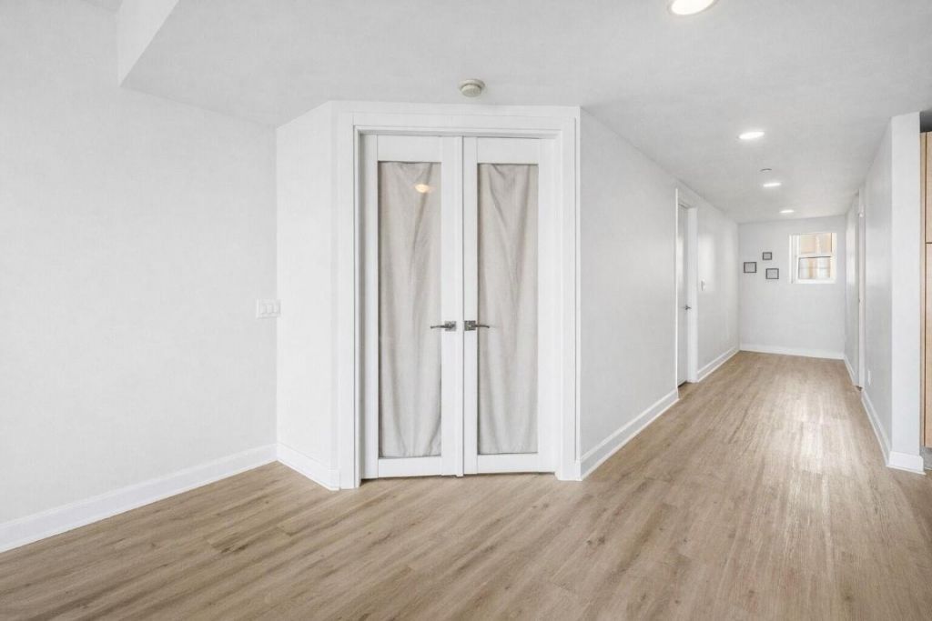 2640 Lake Shore Drive, Unit 614, Riviera Beach, FL 33404 Photo