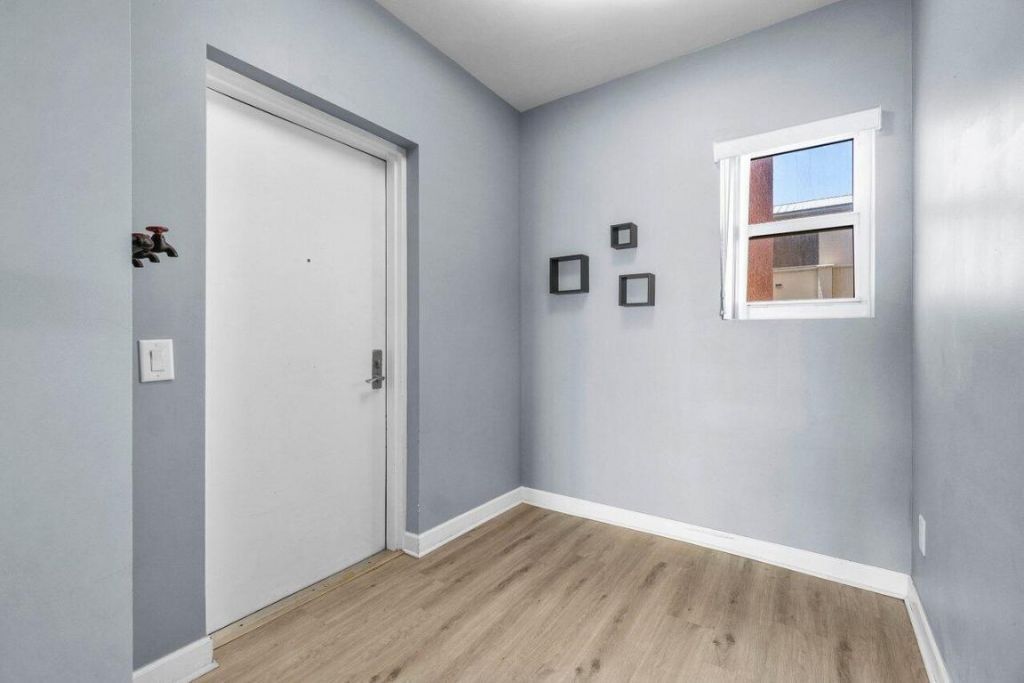 2640 Lake Shore Drive, Unit 614, Riviera Beach, FL 33404 Photo