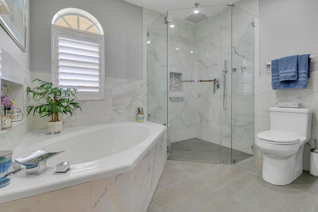 2374 SW Chateau Terrace, Port Saint Lucie, FL 34953 Photo