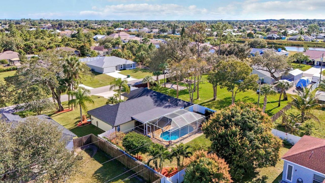 2374 SW Chateau Terrace, Port Saint Lucie, FL 34953 Photo