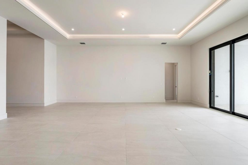 207 SE Bella Strano, Port Saint Lucie, FL 34984 Photo