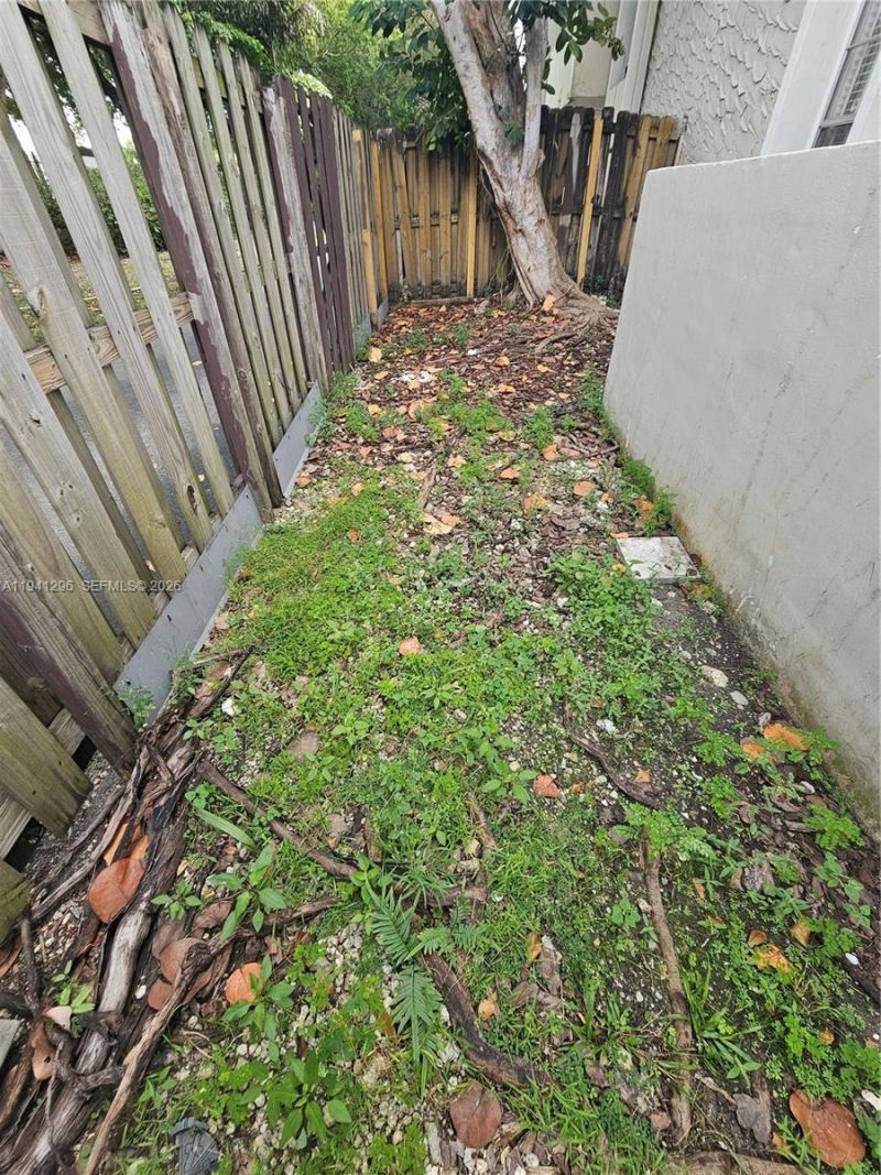 6900 N Kendall Dr , Unit A102, Pinecrest, FL 33156 Photo