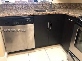 498 NW 165th St Rd, Unit D-507, Miami, FL 33169 Photo