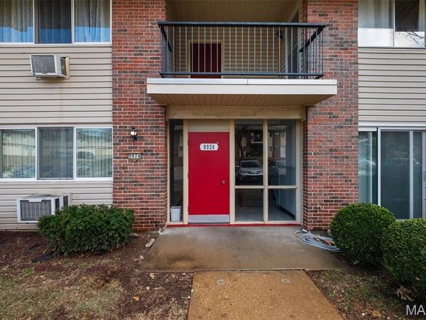 9924 Bunker Hill Drive, Unit G, St Louis, MO 63123