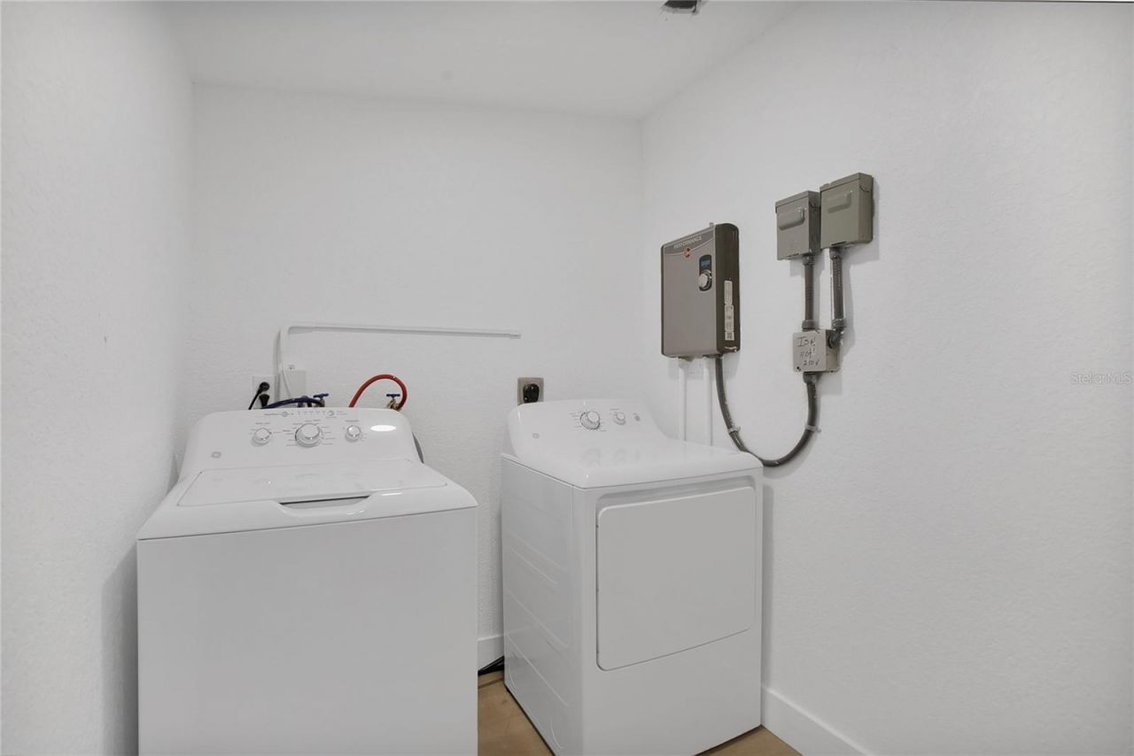 1205 Highland Street S, Saint Petersburg, FL 33701 Photo