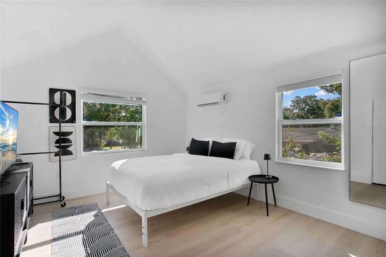 1205 Highland Street S, Saint Petersburg, FL 33701 Photo