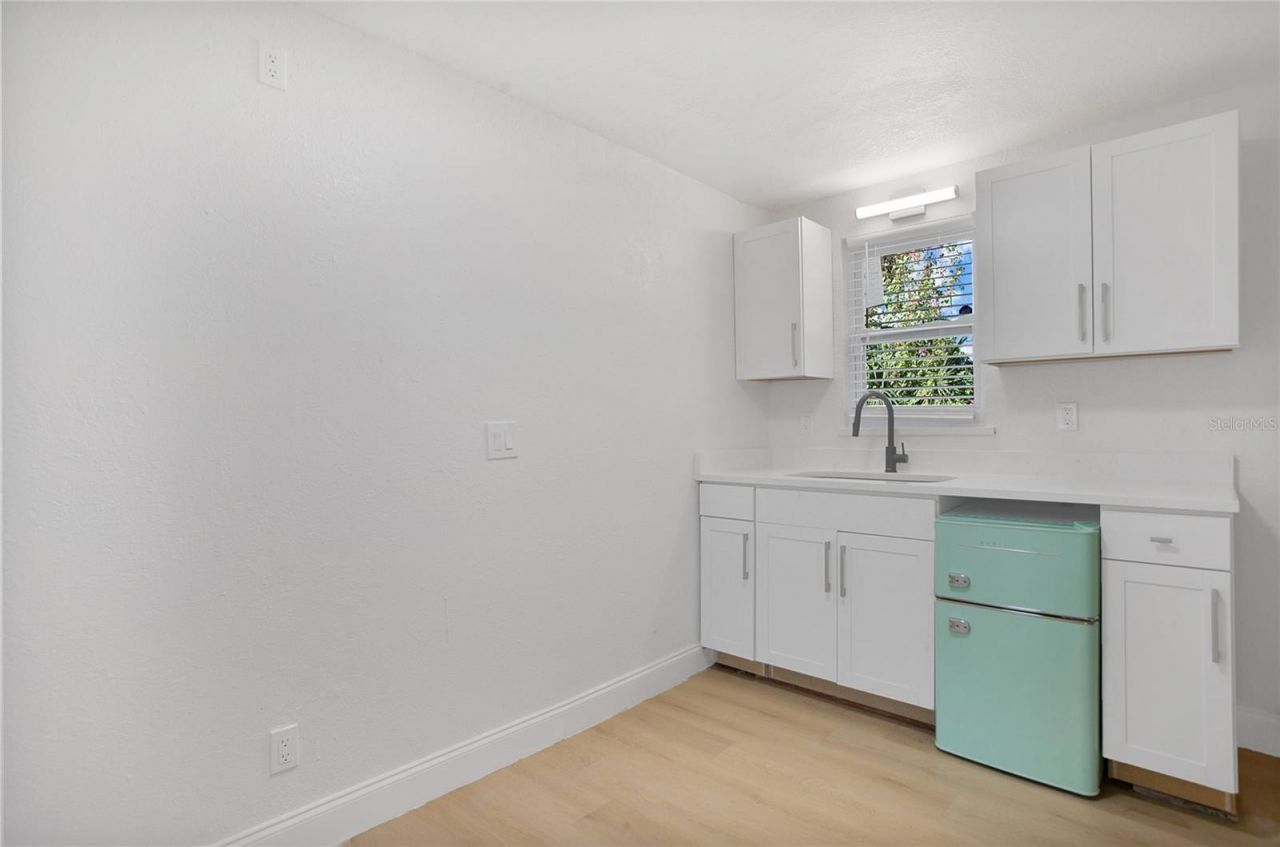 1205 Highland Street S, Saint Petersburg, FL 33701 Photo