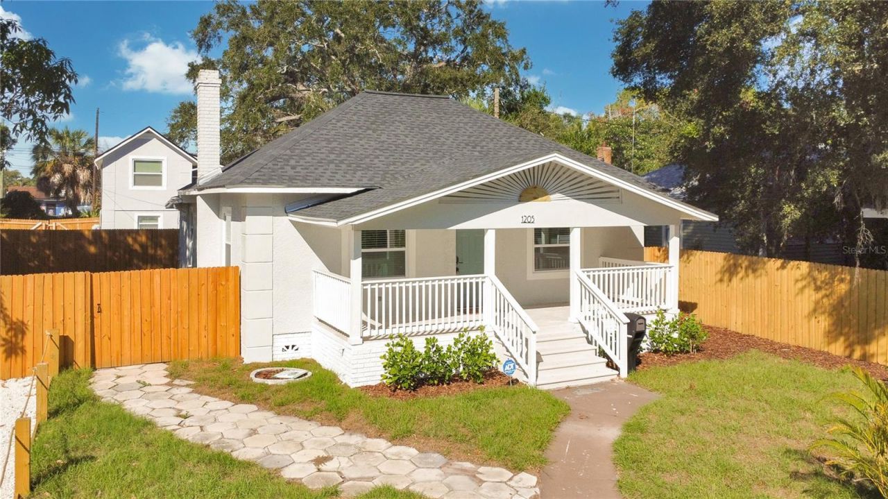 1205 Highland Street S, Saint Petersburg, FL 33701 Photo