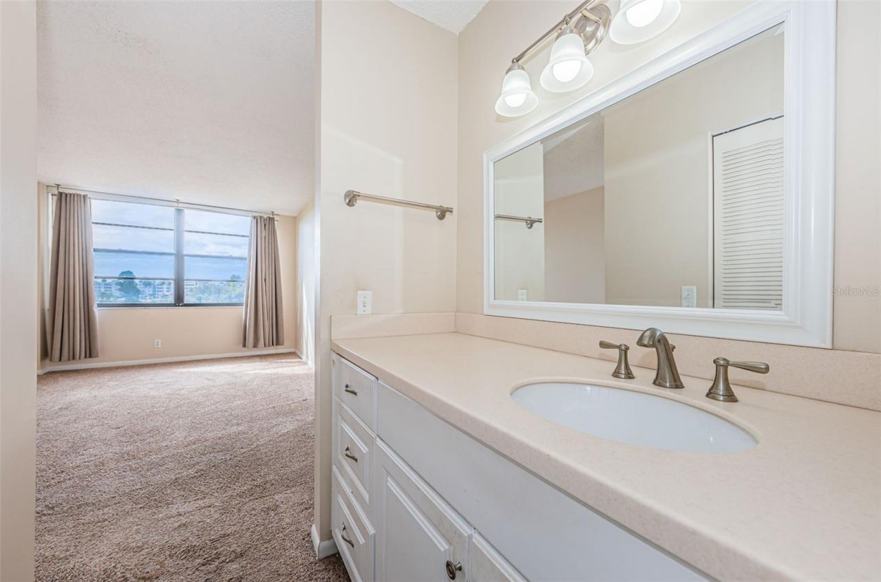 6210 Sun Boulevard, Unit 408, Saint Petersburg, FL 33715 Photo