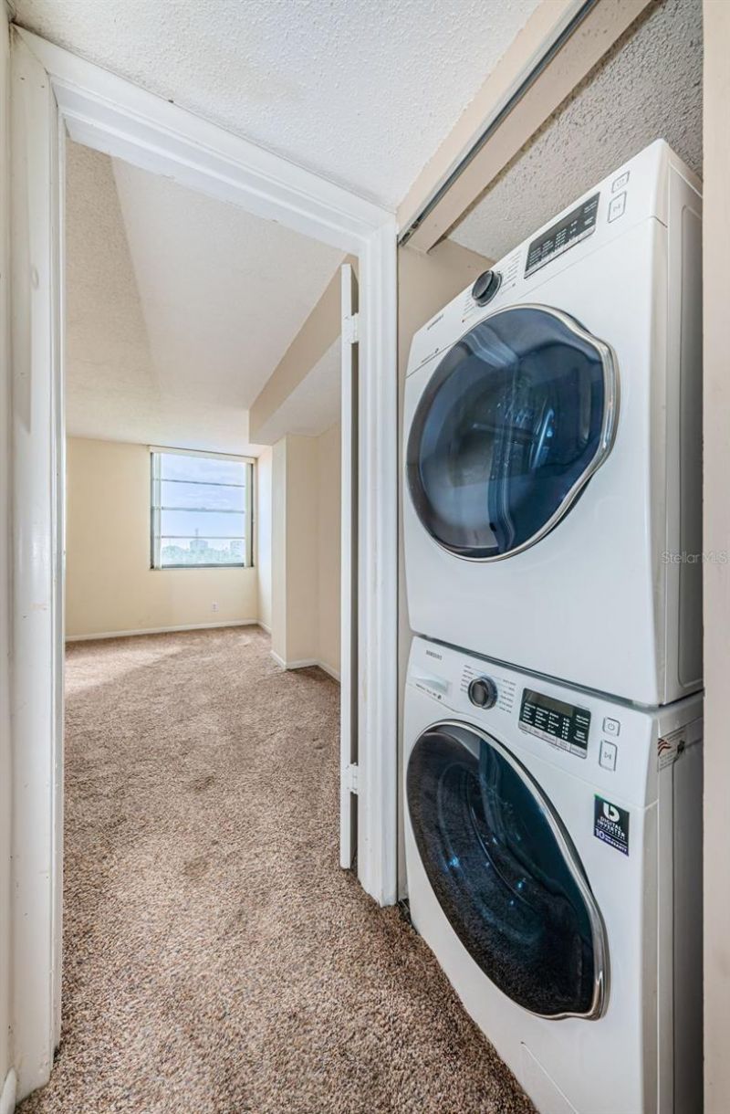 6210 Sun Boulevard, Unit 408, Saint Petersburg, FL 33715 Photo