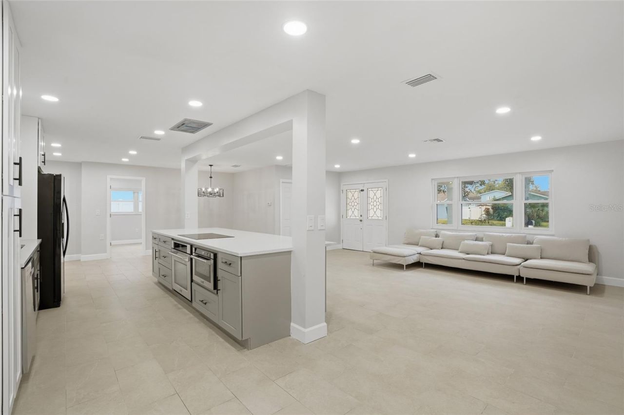 11491 60th Lane N, Pinellas Park, FL 33782 Photo