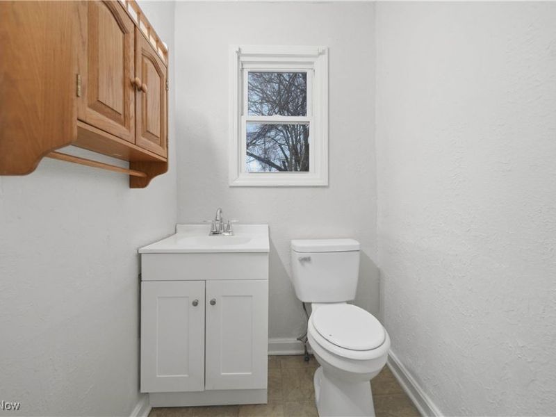 225 Cranz Place, Akron, OH 44310 Photo 9