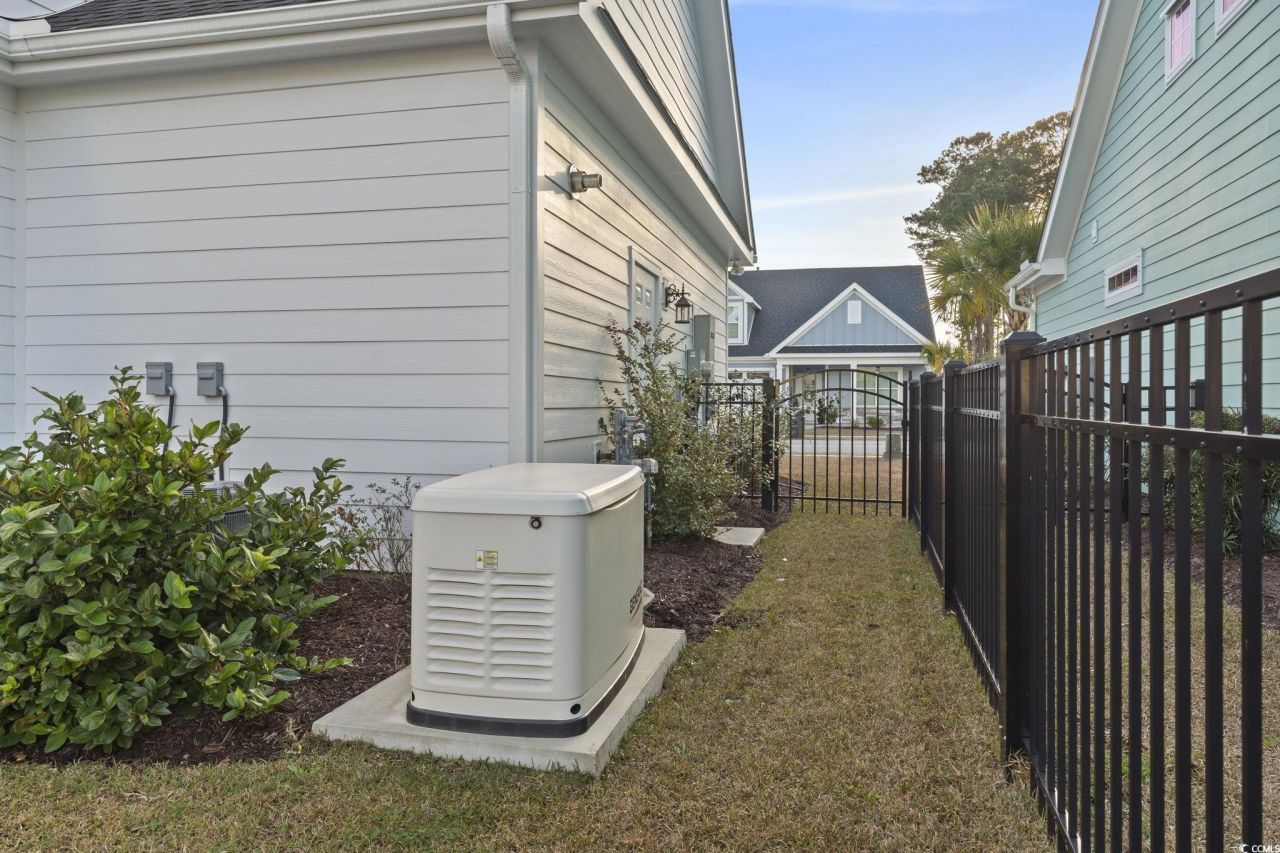 1100 Mary Read Dr. Photo 37