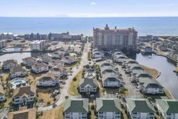 301 Shorehaven Dr.  photo 4