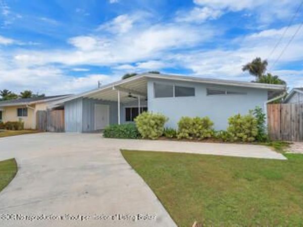 538 Riverside Drive, Palm Beach Gardens, FL 33410