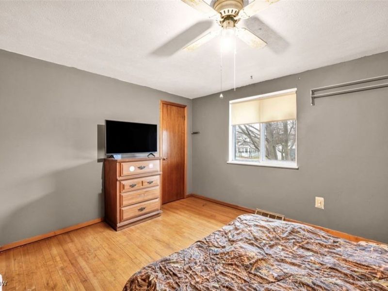 4124 Leavitt Road, Lorain, OH 44053 Photo 14