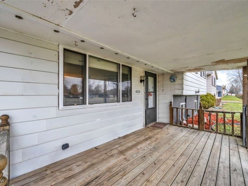 4124 Leavitt Road, Lorain, OH 44053 Photo 4