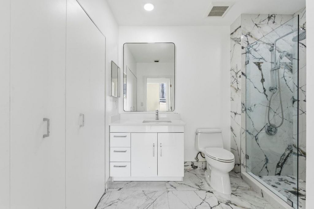 255 Evernia Street, Unit 311, West Palm Beach, FL 33401 Photo